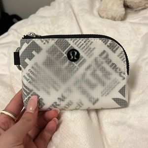 Lululemon wallet